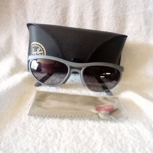 Ray-Ban RB4453 Sunglasses Matte Black Gray Gradient Lens 59mm